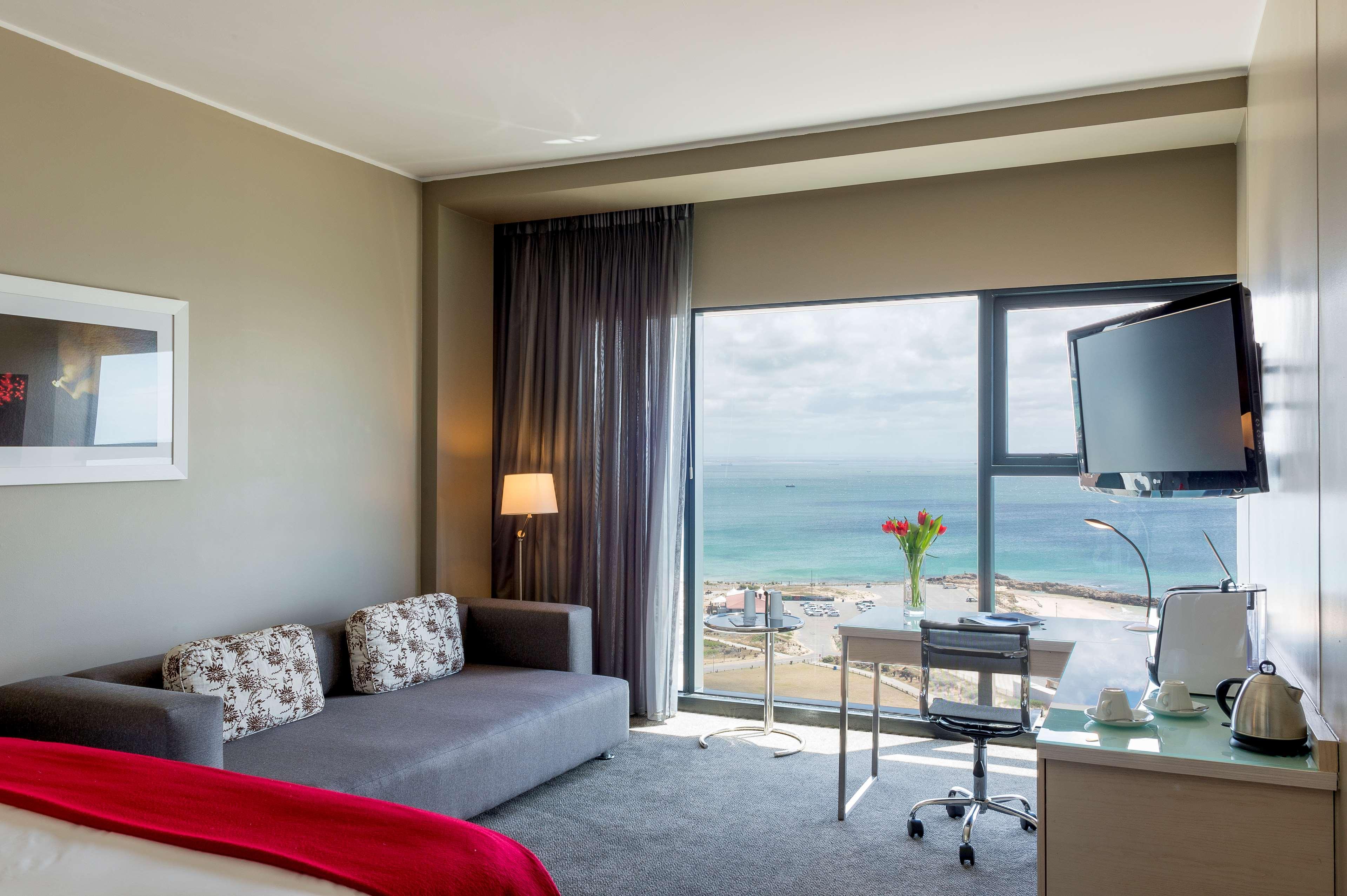 Radisson Blu Hotel, Port Elizabeth Buitenkant foto Executive Room